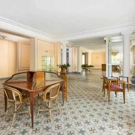 Apartamento Le 206 *